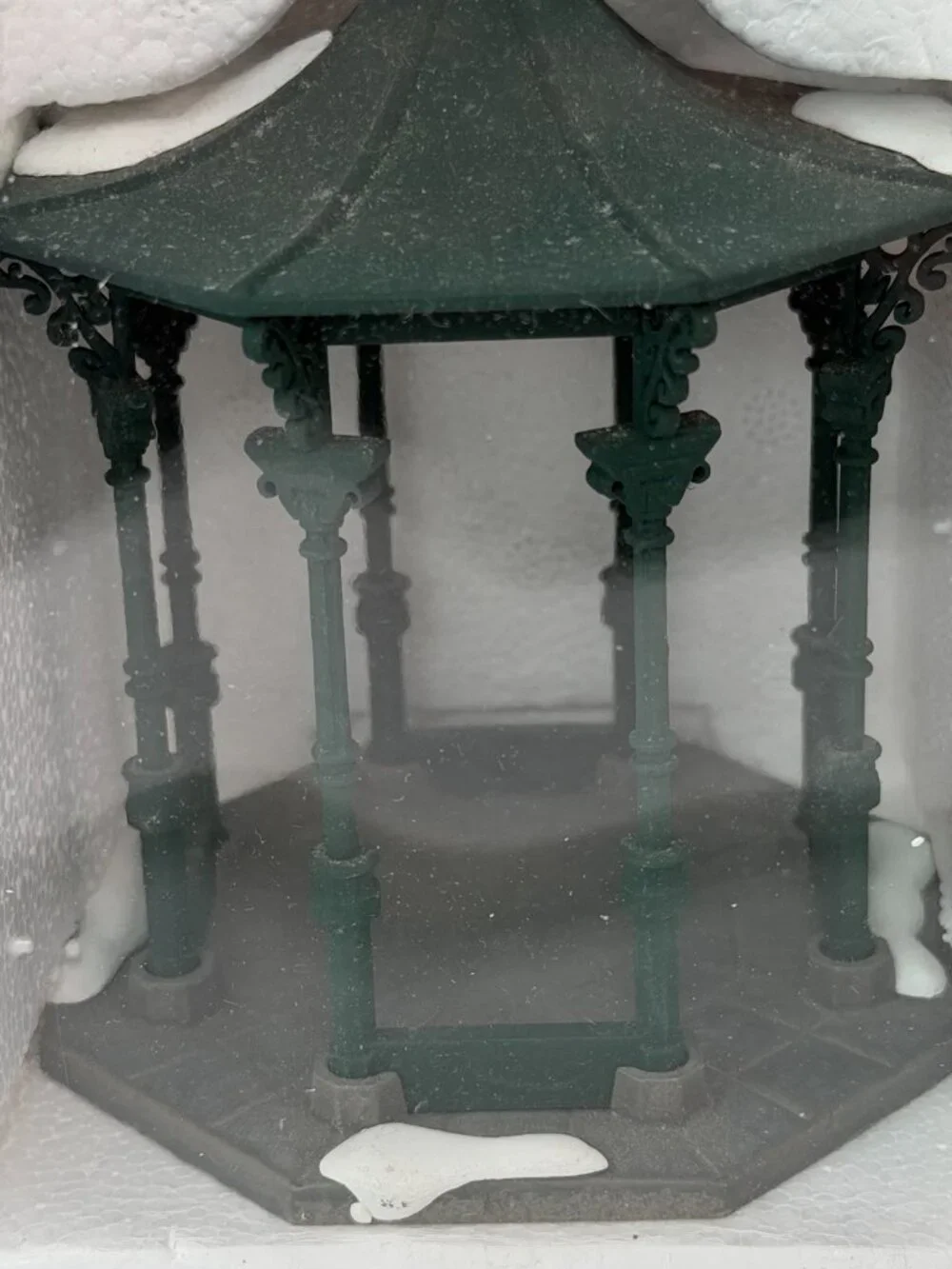 Dept. 56 Village Wrought Iron Gate, Fence, and Fence Extensions plus Gazebo